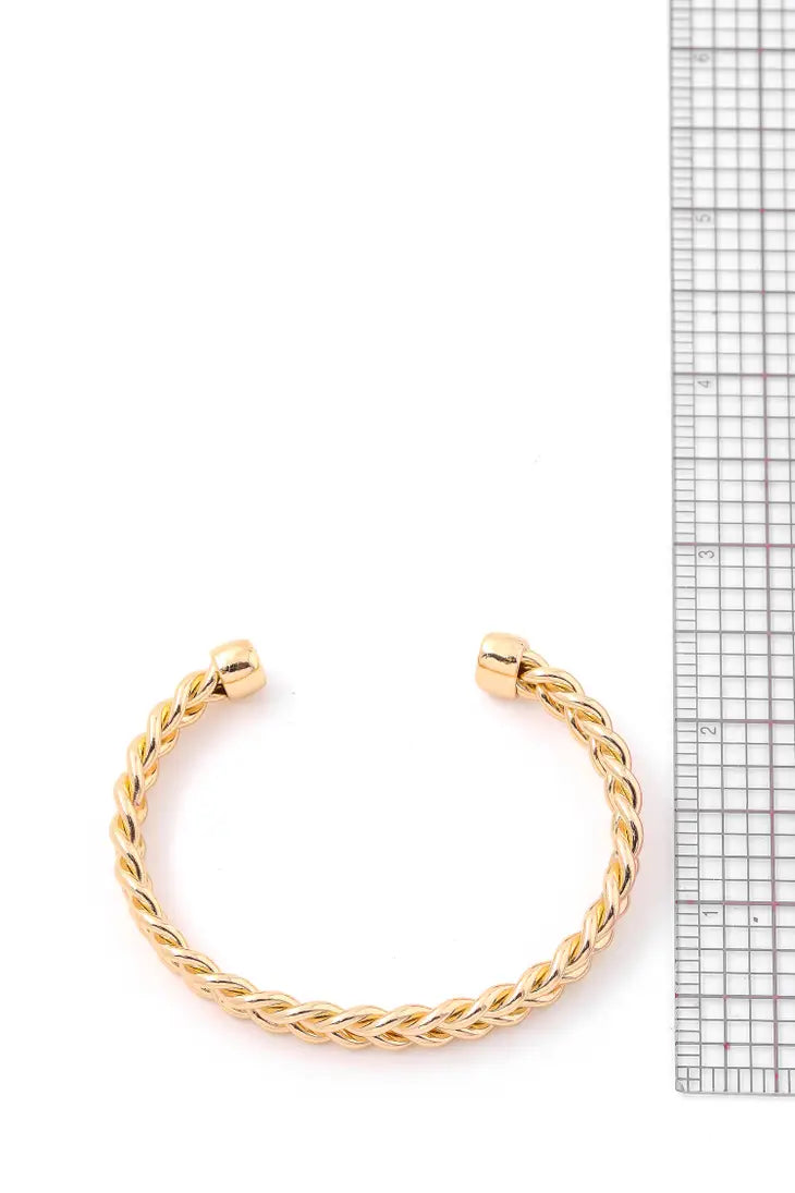 Twisted Chain Cuff