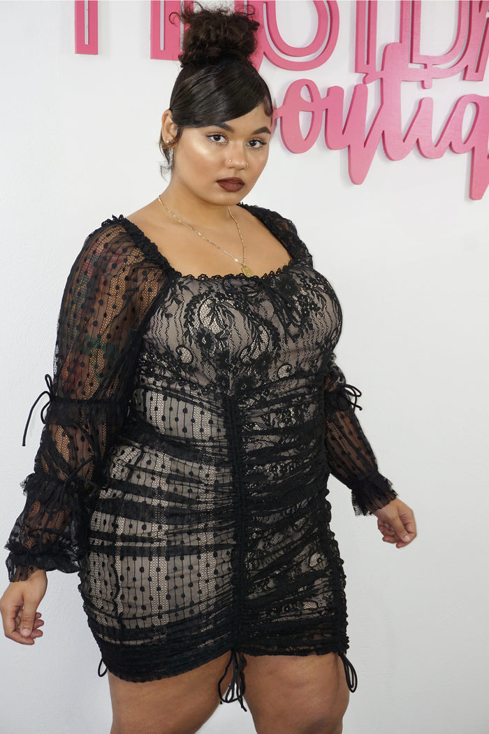 All Eyes On Me Dress - Curvy - Final Sale